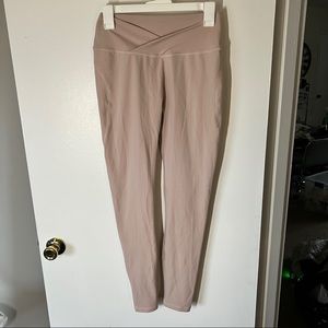 Alphalete Crossover Leggings